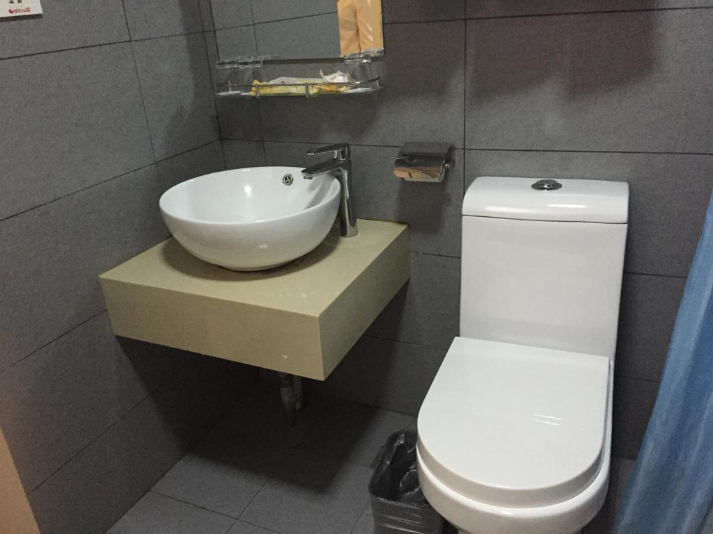 City 118 Inn 구이린 시 외부 사진